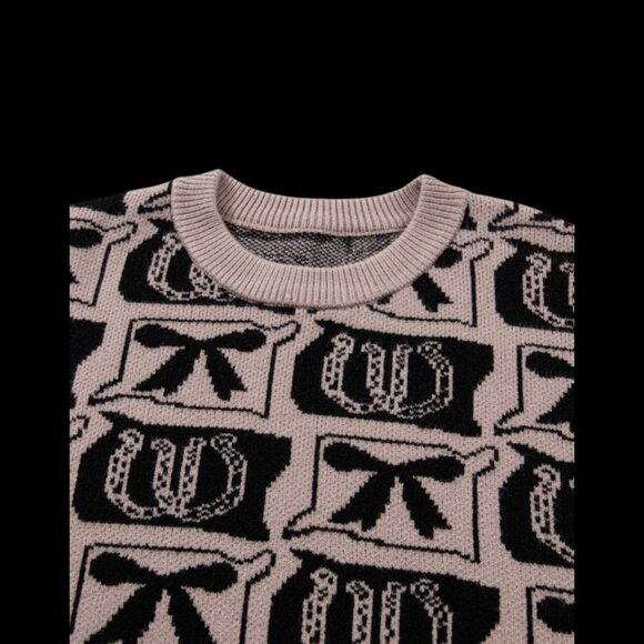 Bow & Horseshoe Western Knit Sweater: The Ultimate Casual & Cozy Look - Picture 4 of 7